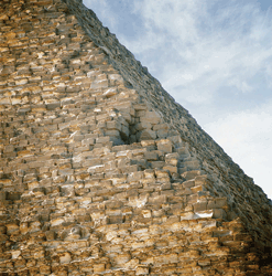 notch in khufu pyramid